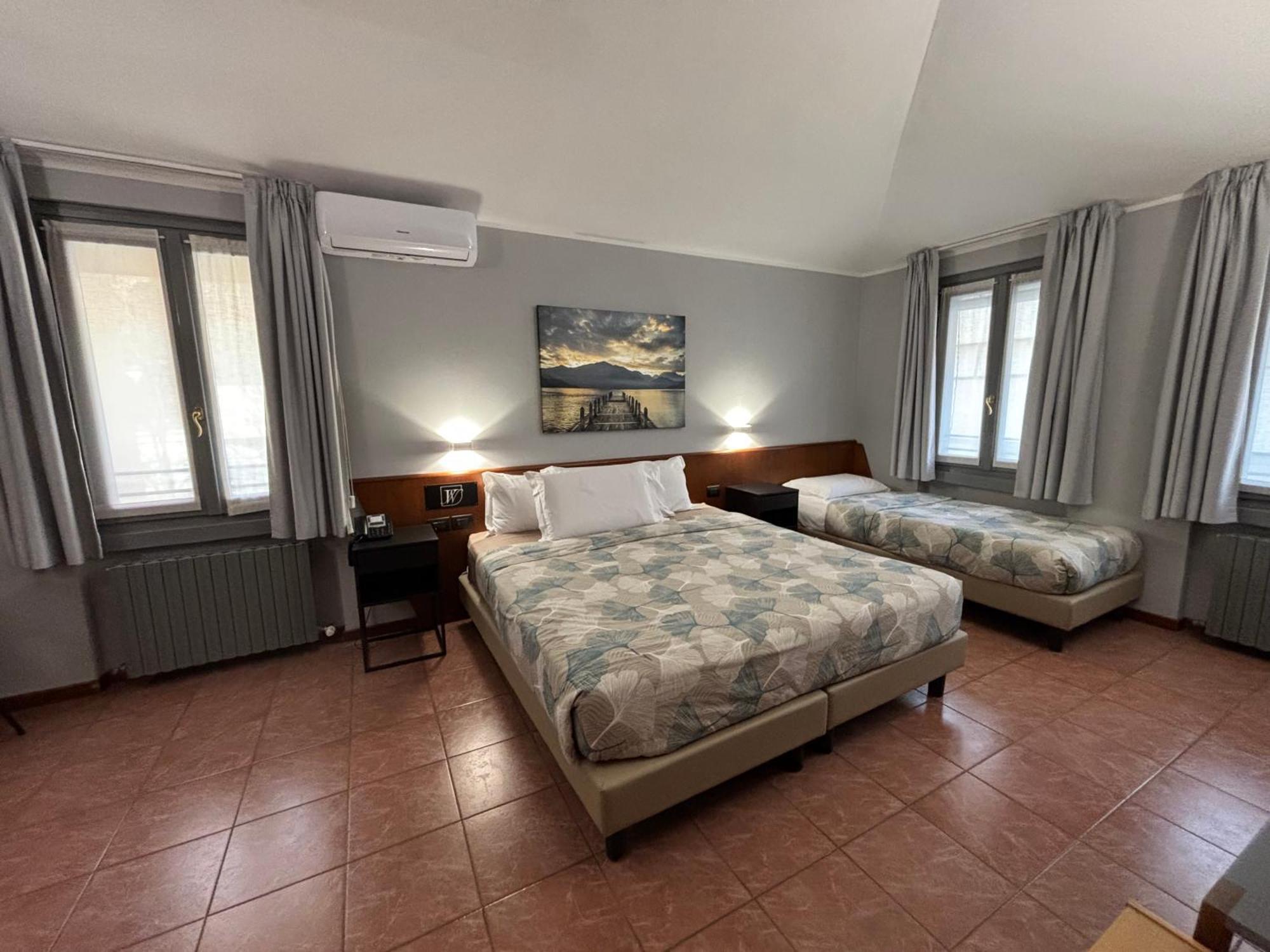 Villa Nasti Hotel Ristorante Canzo Екстериор снимка